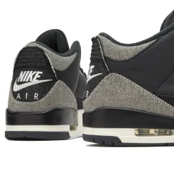 Air Jordan x Levi's 3 Retro SP Sneaker