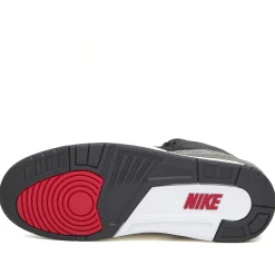 Air Jordan x Levi's 3 Retro SP Sneaker