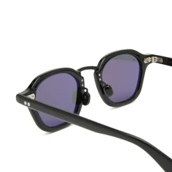 AKILA Iris Sunglasses