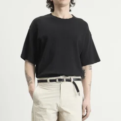 A Kind of Guise Thuy Open Knit T-Shirt