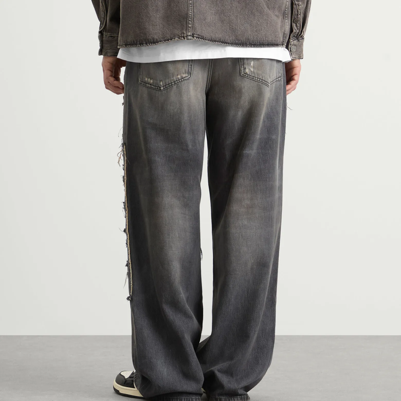 AMIRI Carpenter Repaired Baggy Jeans