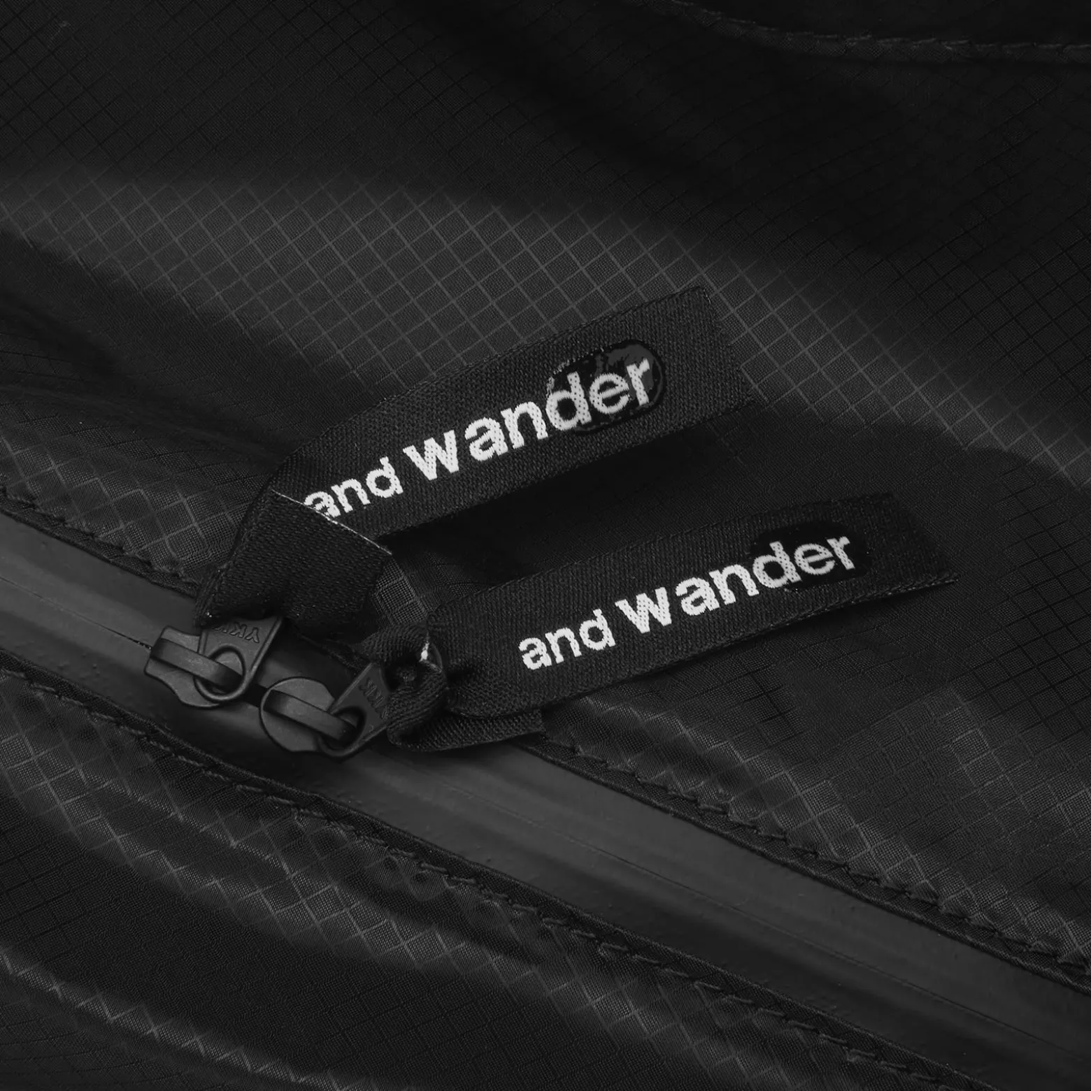 and wander Sil Shoulder Bag