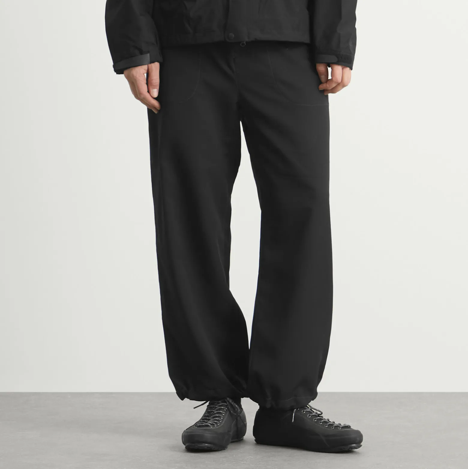 and wander Vent Trousers