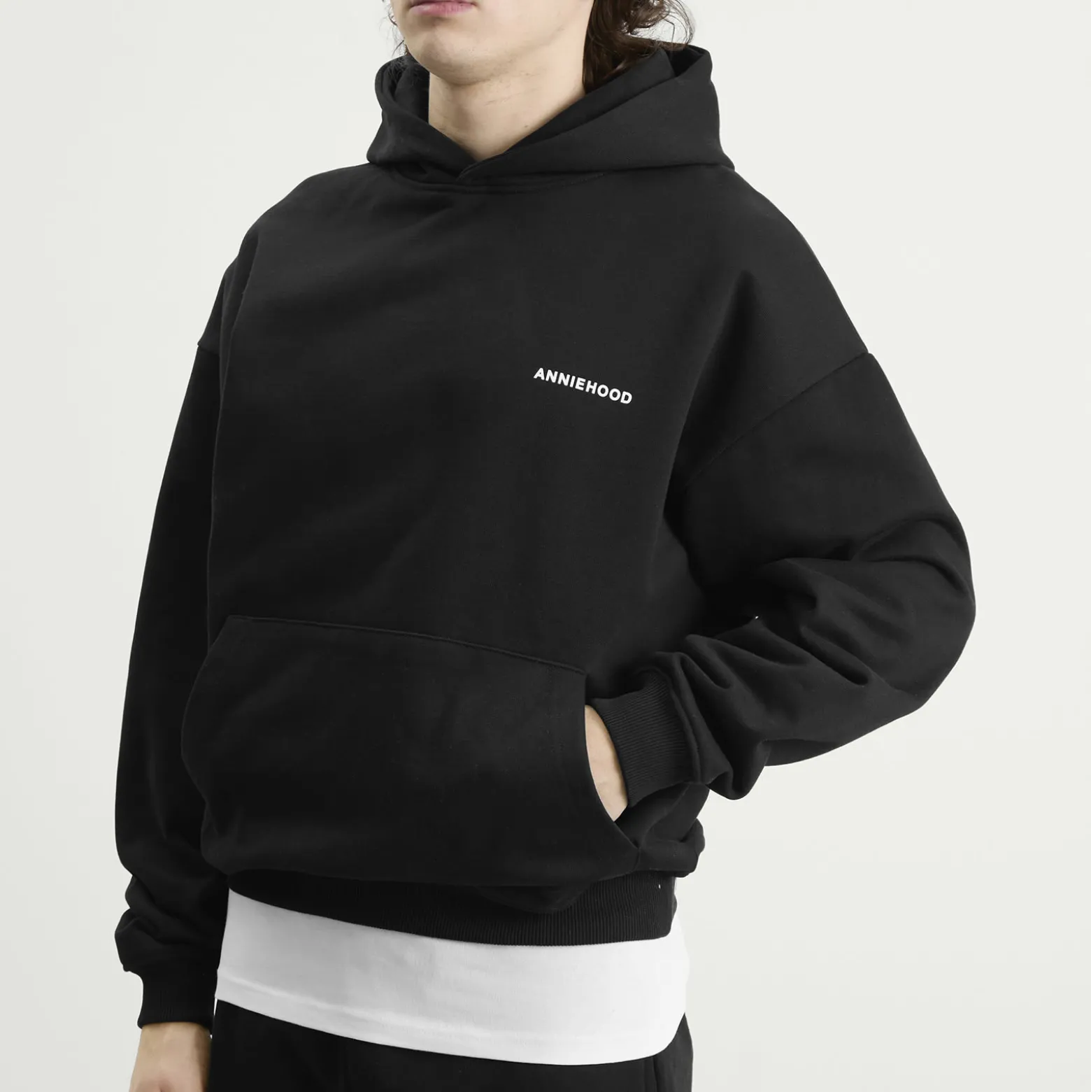 ANNIE HOOD Mini Logo Hoodie
