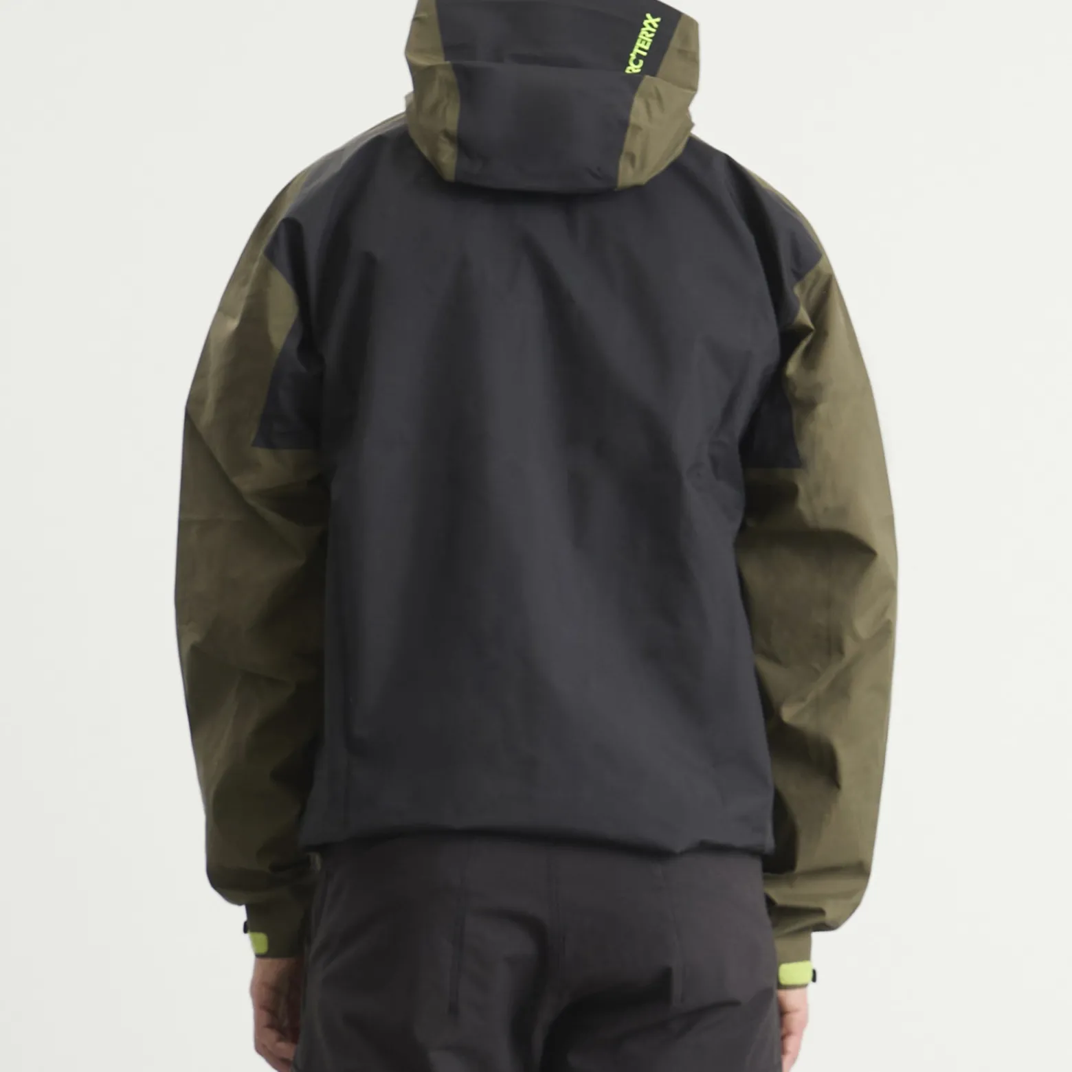 Arc'teryx Beta Gore-Tex Jacket