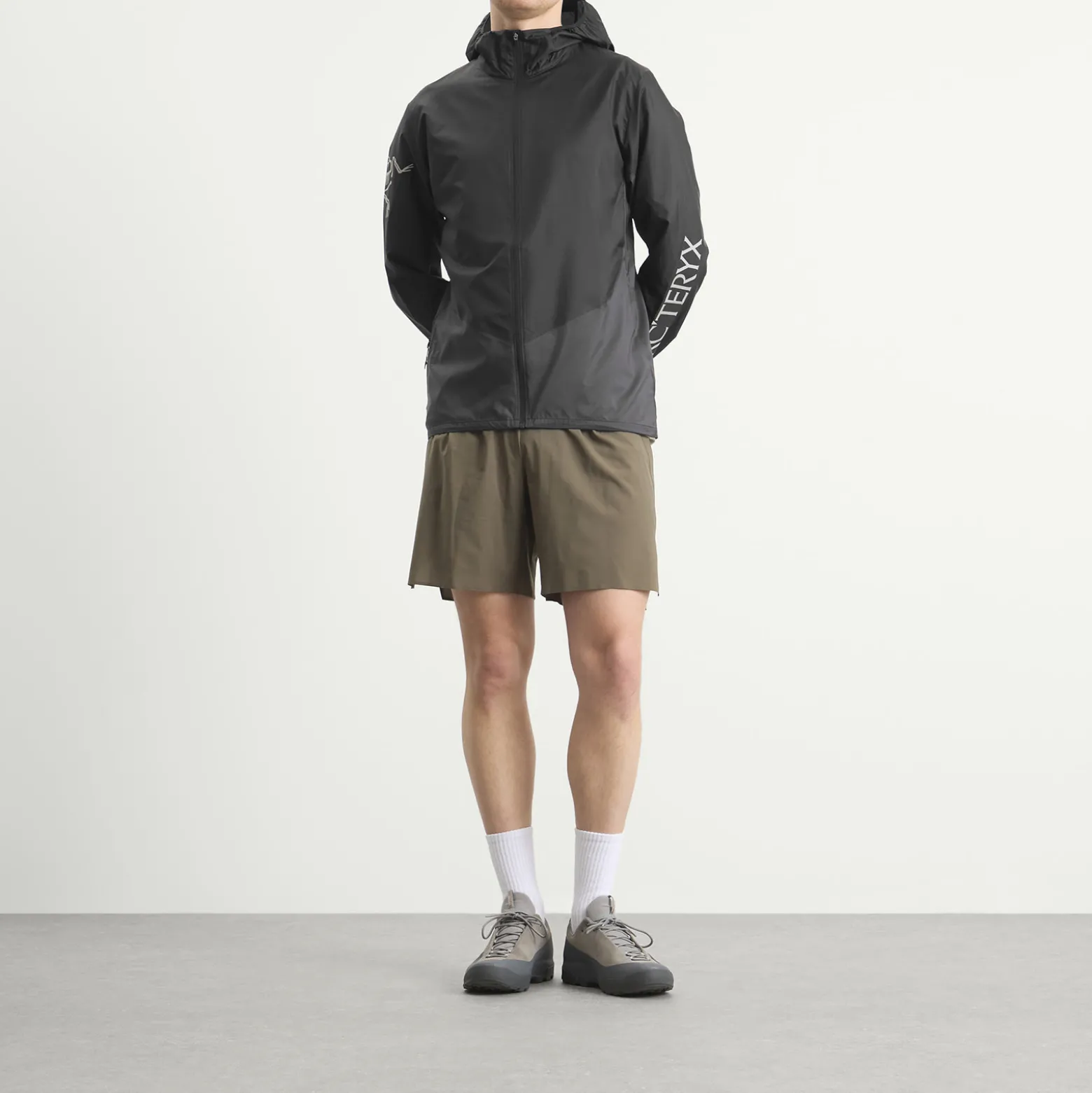 Arc'teryx Norvan Hooded Windshell