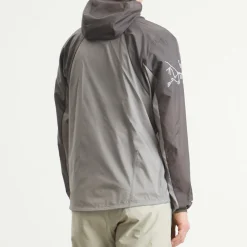 Arc'teryx Norvan Hooded Windshell