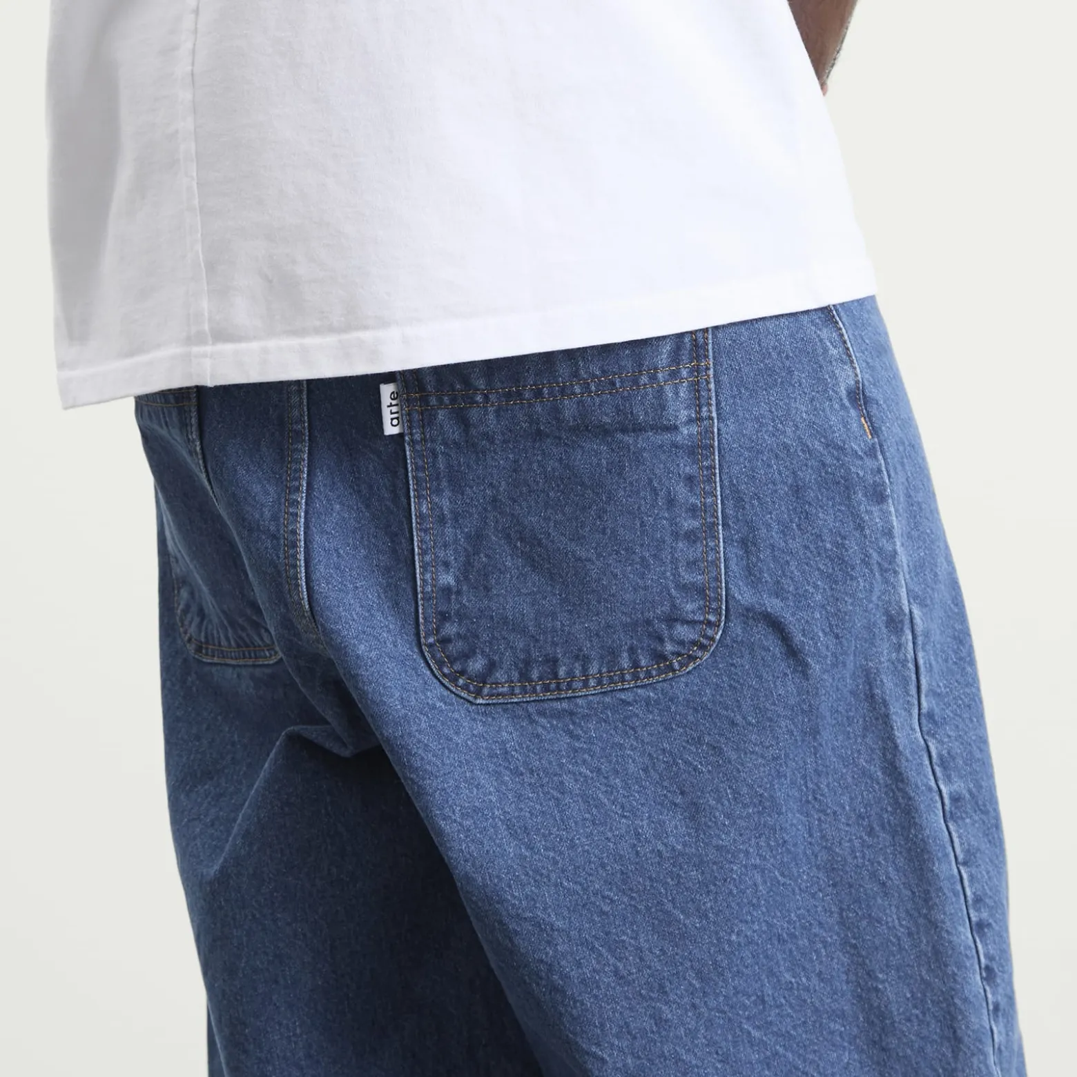 Arte Round Pocket Denim Shorts