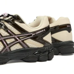 Asics x Finesse Gel-Cumulus 16 Sneakers