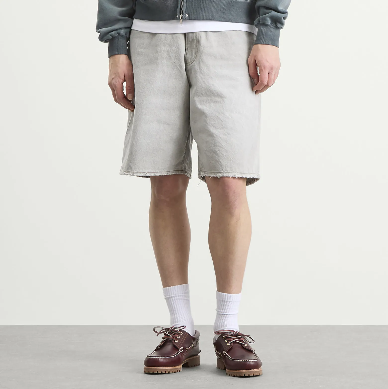BEAMS Damage Denim Shorts