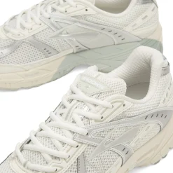 Brooks Adrenaline GTS 10 Sneaker