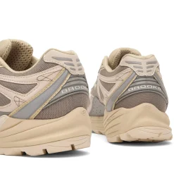 Brooks Cascadia 1 Sneaker