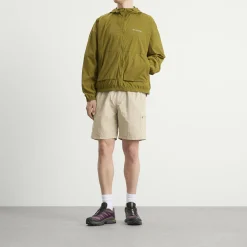 Columbia Street Heights™ Windbreaker