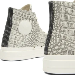 Converse First String Chuck Taylor All Star Sneaker