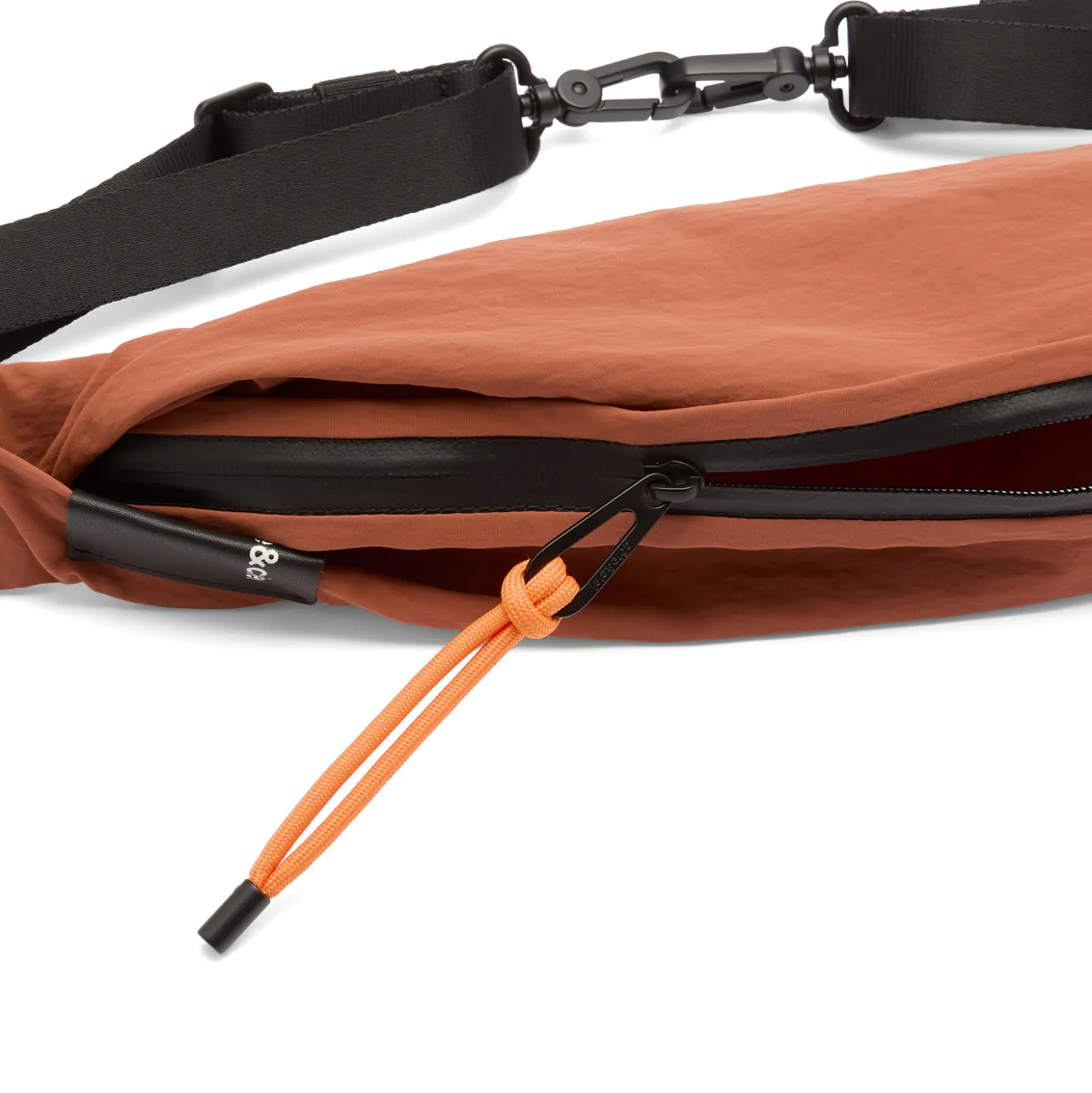 Cote&Ciel Adda Smooth Cross Body Bag