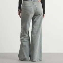 Diesel 1978 D-Akemi Wide Leg Jeans
