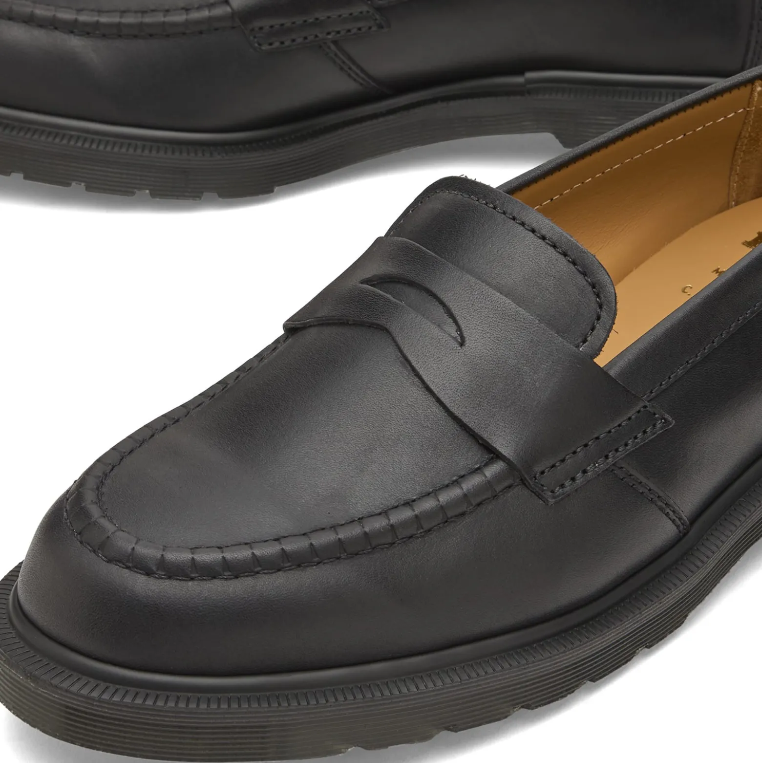 Dr. Martens Delapre Penny Loafer