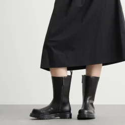 Dr. Martens Rejena Mid Boot