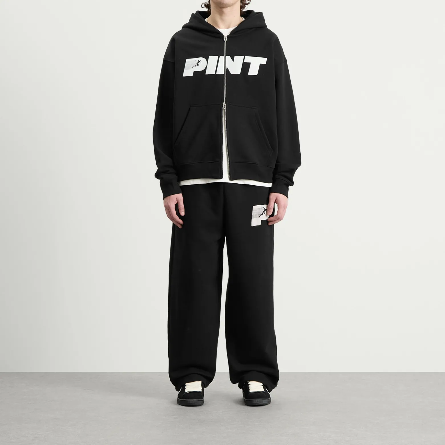END. Pint Club Zip-Hoodie