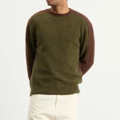 Foret Alpine Conrast Crew Neck Jumper