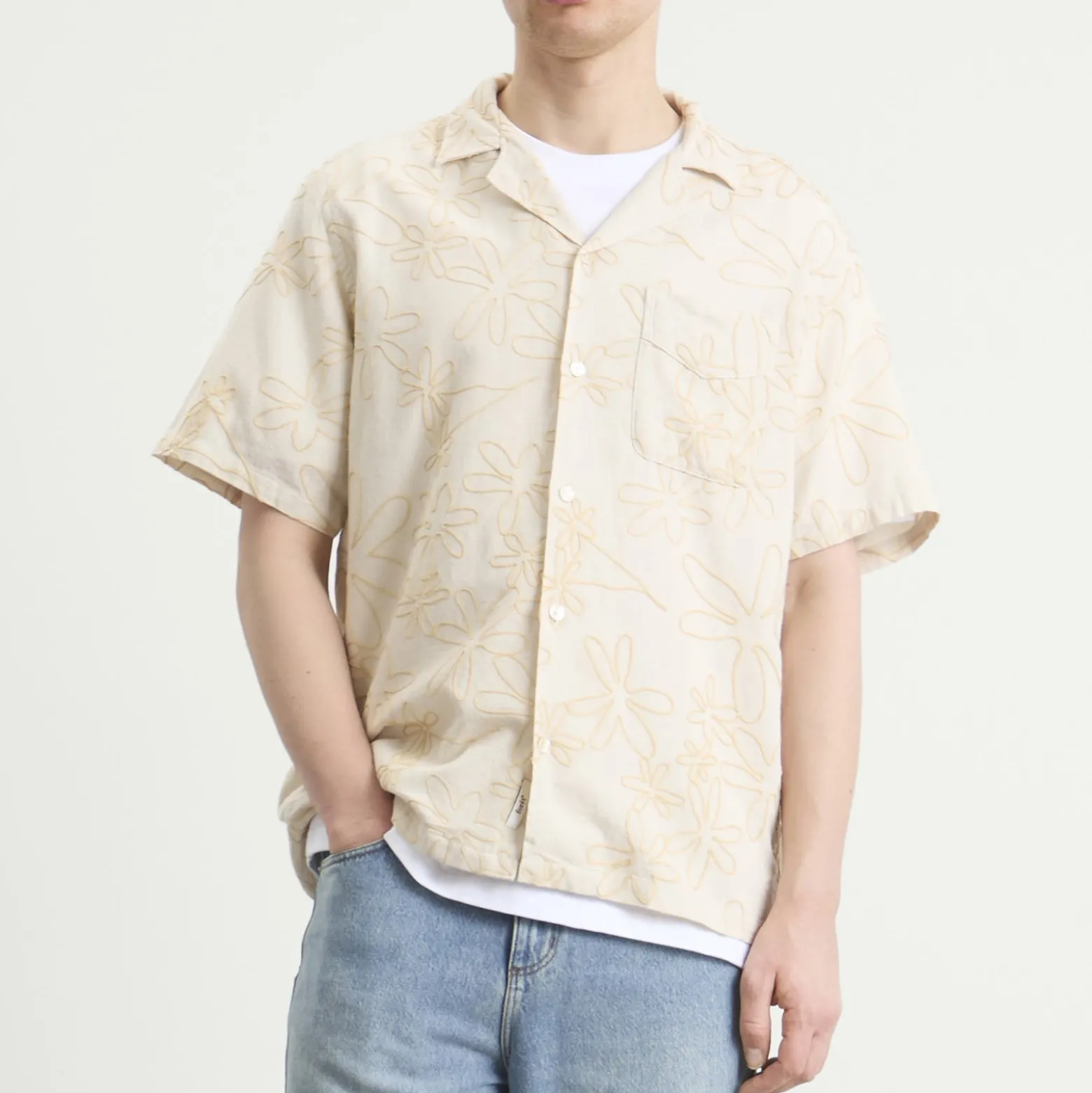 Foret Peer Embroidery Regular Fit Ss Shirt