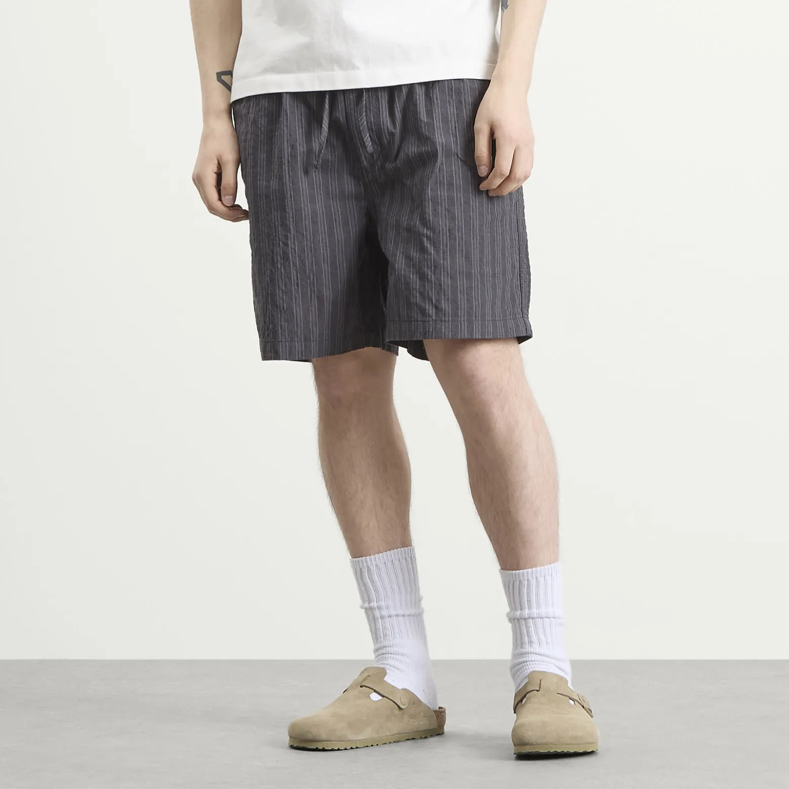 Foret Shift Textured Shorts