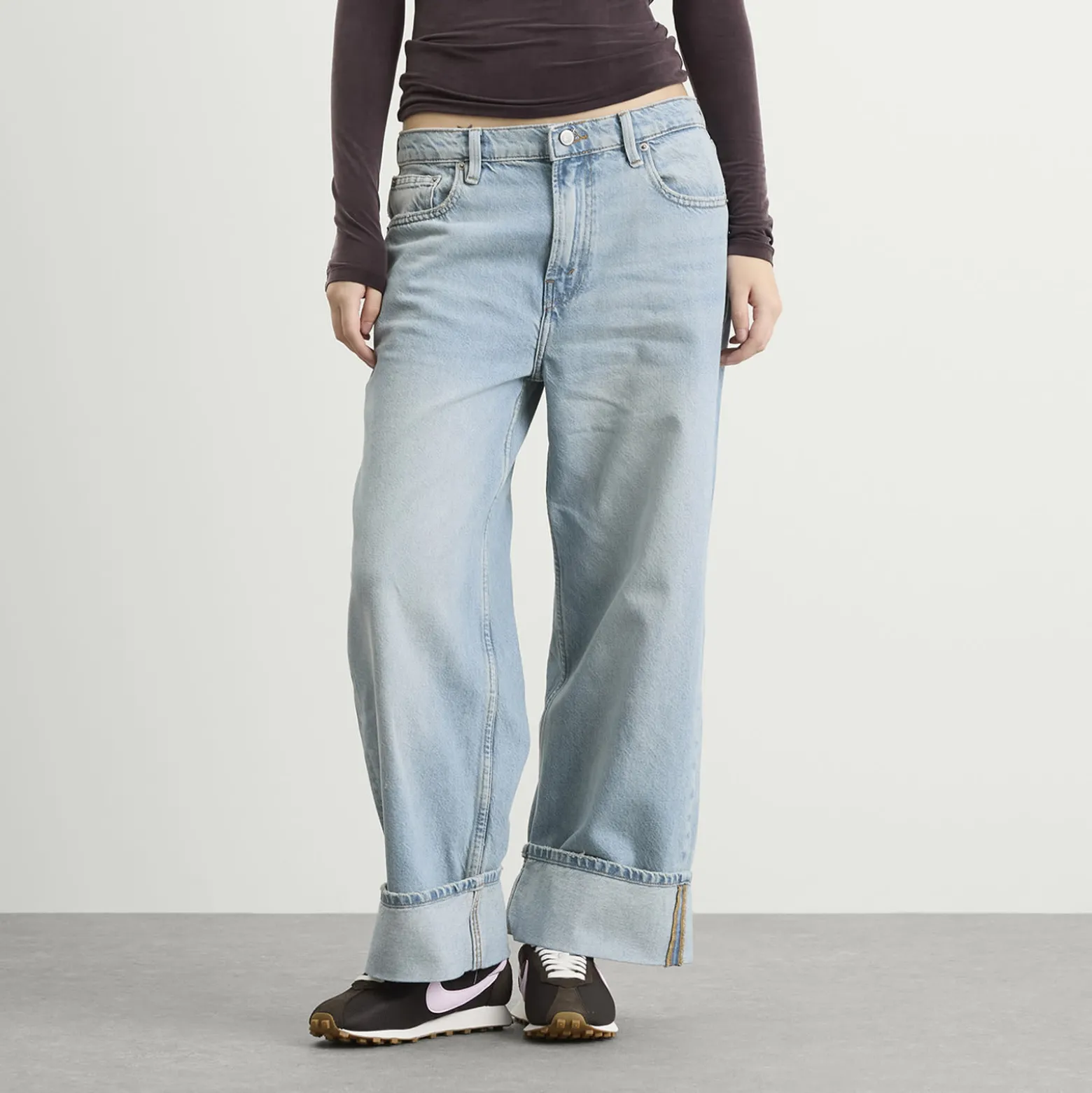 Good American Good Standard Baggy Jeans
