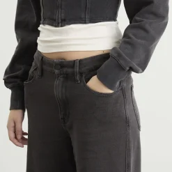 Good American Jeanius Crop Good Skate Sweatpants