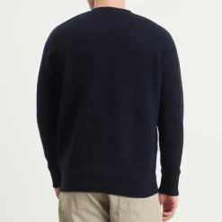 Jamieson's of Shetland Crew Knit