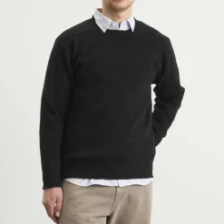 Jamieson's of Shetland Crew Knit