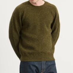 Jamieson's of Shetland Crew Knit