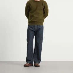 Jamieson's of Shetland Crew Knit