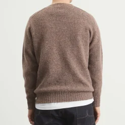 Jamieson's of Shetland Crew Knit