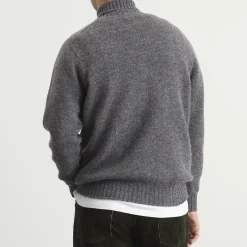 Jamiesons of Shetland Roll Neck Knit