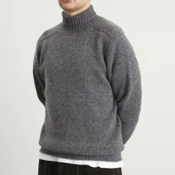 Jamiesons of Shetland Roll Neck Knit