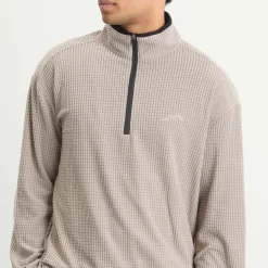 Mellow Clo Summit Half Zip Fleece