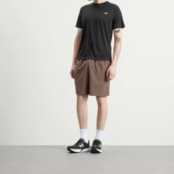 New Balance Athletics Stretch Woven Short 7