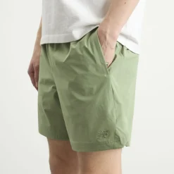 New Balance Athletics Stretch Woven Short 7