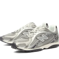 New Balance 204L Sneaker