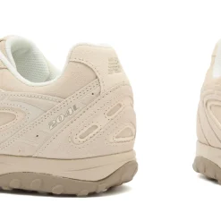 New Balance 204L Sneaker