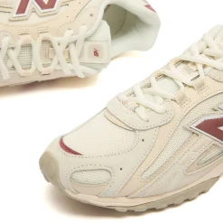New Balance 204L Sneaker
