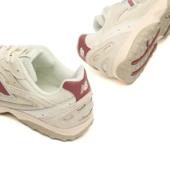 New Balance 204L Sneaker