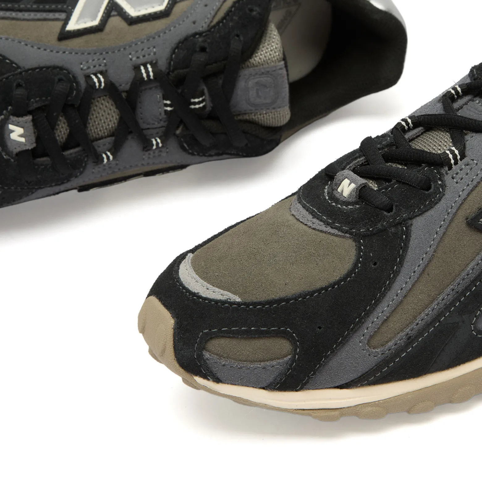 New Balance 204L Sneaker