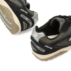 New Balance 204L Sneaker