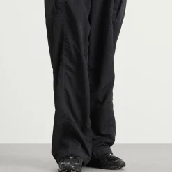 New Balance 204L Sneaker