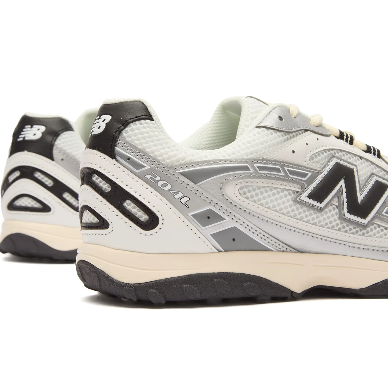 New Balance 204L Sneaker