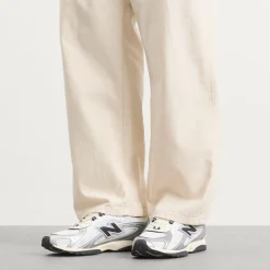 New Balance 204L Sneaker
