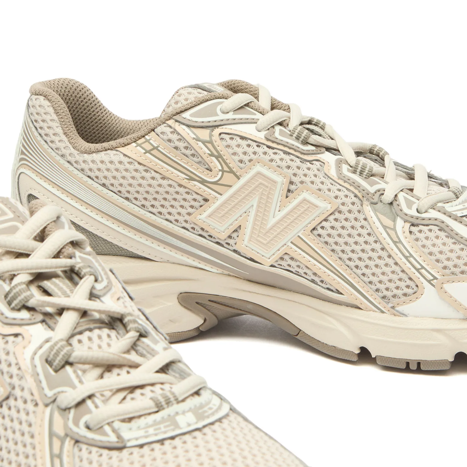 New Balance 740 Sneaker