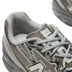 New Balance 740 Sneaker