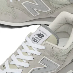 New Balance 1300 Sneaker